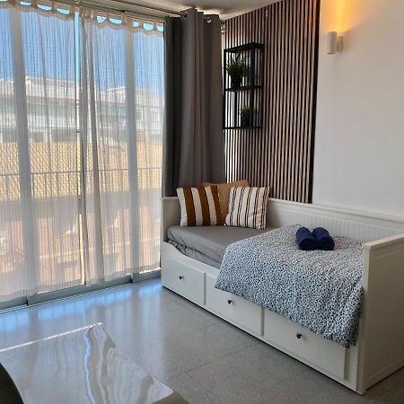 Acogedor Apartamento บาเลนเซีย ภายนอก รูปภาพ