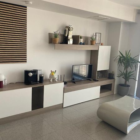 Acogedor Apartamento บาเลนเซีย ภายนอก รูปภาพ