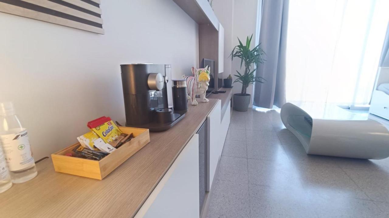 Acogedor Apartamento บาเลนเซีย ภายนอก รูปภาพ