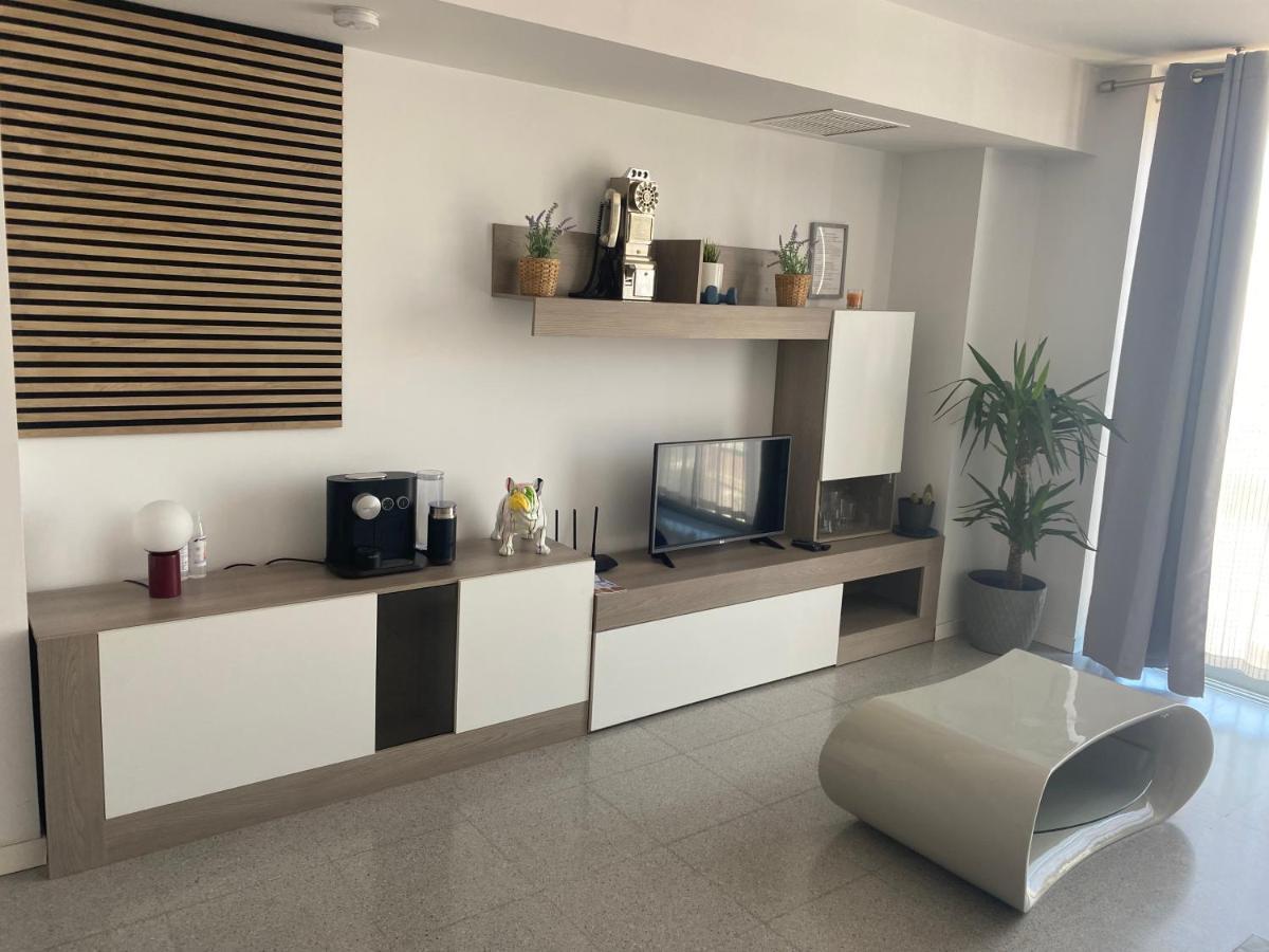 Acogedor Apartamento บาเลนเซีย ภายนอก รูปภาพ